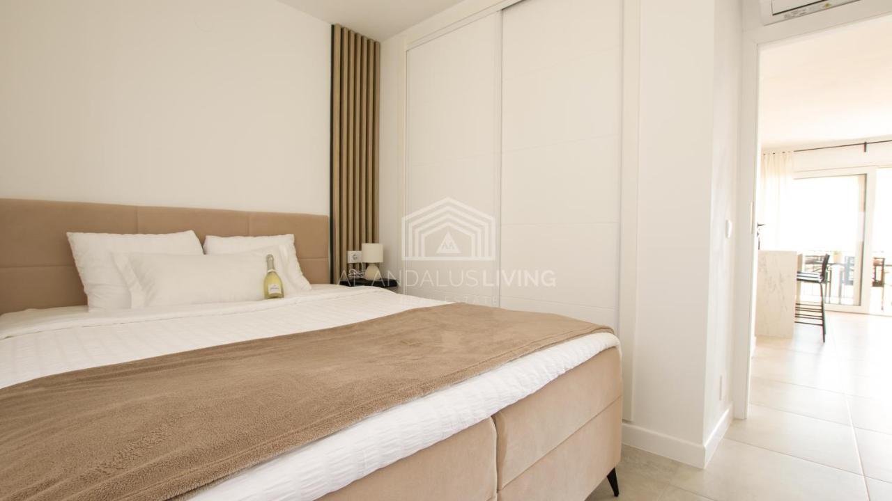 Panoramic Sea Views And Direct Access To The Beach From The Community In Torrenueva Διαμέρισμα Μάλαγα Εξωτερικό φωτογραφία