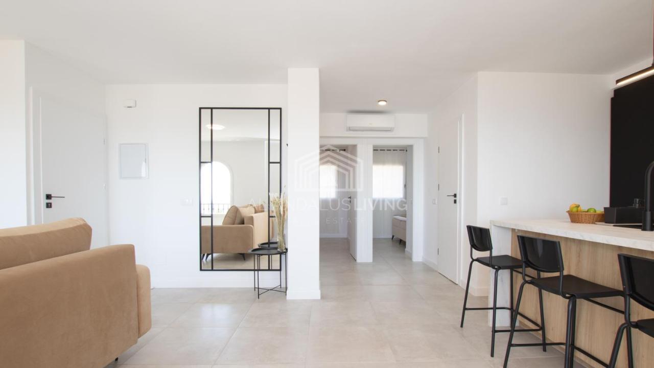 Panoramic Sea Views And Direct Access To The Beach From The Community In Torrenueva Διαμέρισμα Μάλαγα Εξωτερικό φωτογραφία